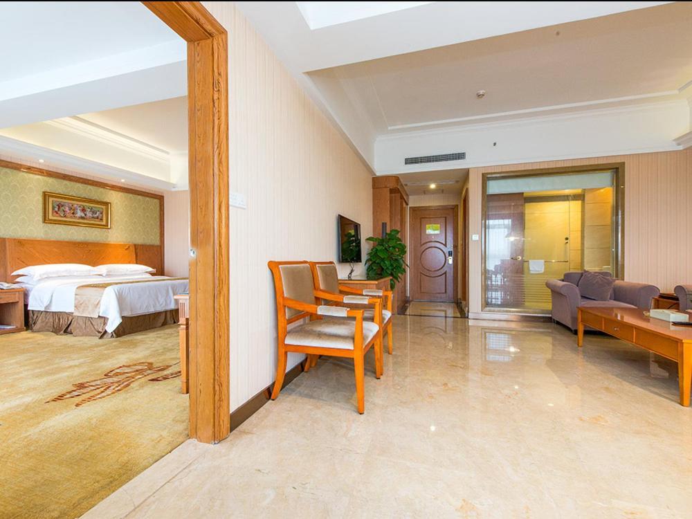 Vienna International Hotel Shenzhen Longgang Lilang Eksteriør billede